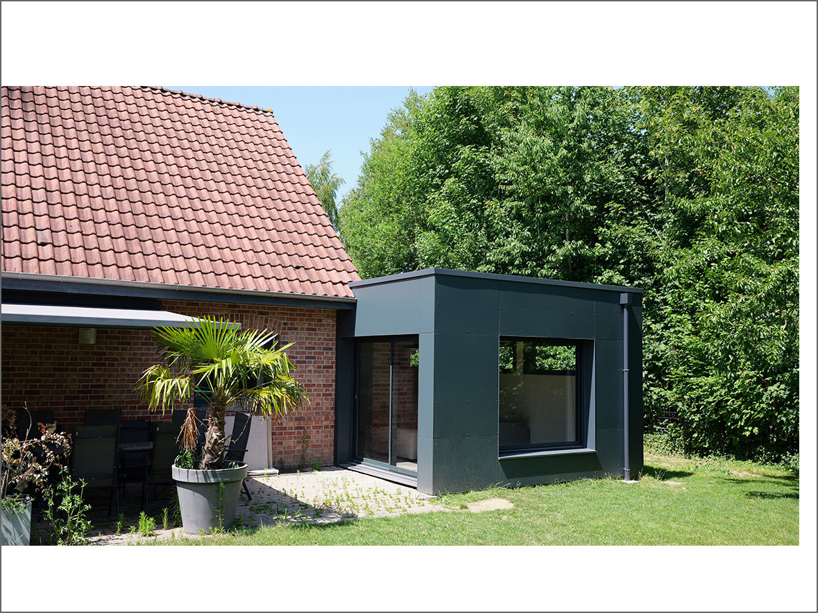 façade d’une extension en ossature bois à Gondecourt dans le Nord