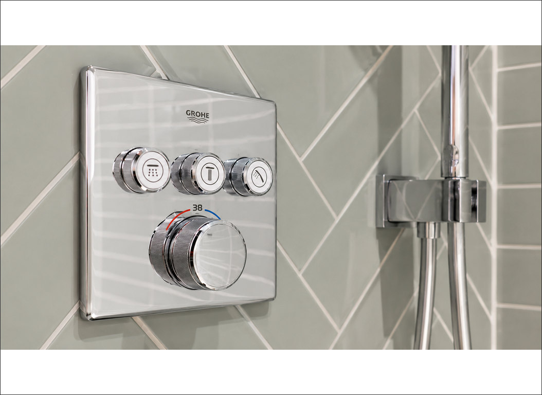 détail des équipements de douche de la suite parentale à Wandignies-Hamage (Nord)