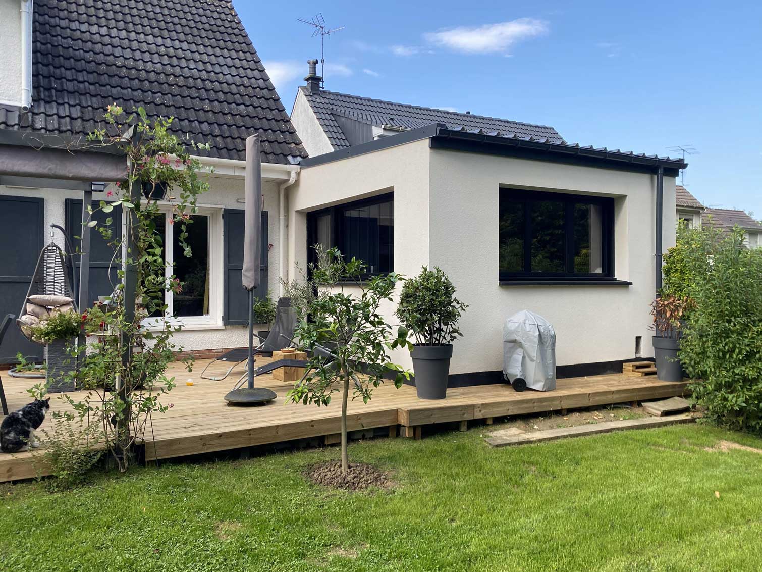 Création d’un atelier en rez de chaussée en blocs béton et enduit projeté à Lambersart à coté de Lille dans la métropole Lilloise (59).