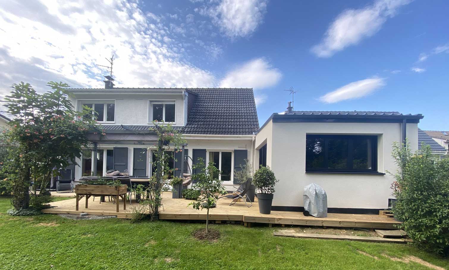 Création d’un atelier en rez de chaussée en blocs béton et enduit projeté à Lambersart à coté de Lille dans la métropole Lilloise (59).